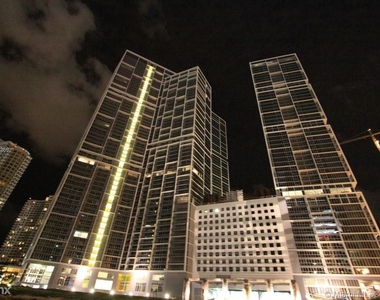 485 Brickell Ave, Miami, Fl 33131, Usa - Photo Thumbnail 6