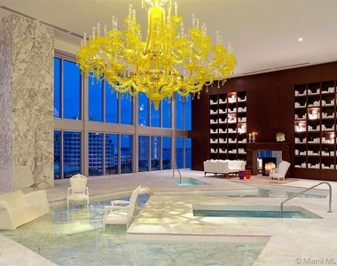 485 Brickell Ave, Miami, Fl 33131, Usa - Photo Thumbnail 9