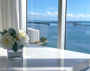 485 Brickell Ave, Miami, Fl 33131, Usa - Photo Thumbnail 22