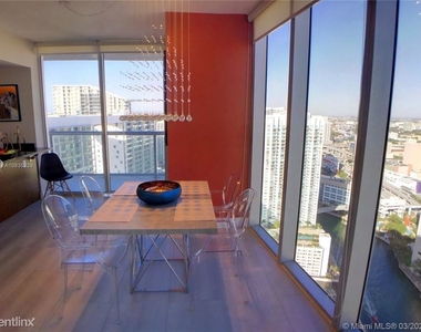 485 Brickell Ave, Miami, Fl 33131, Usa - Photo Thumbnail 25