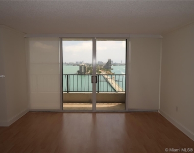 555 Ne 15th St Apt 19b - Photo Thumbnail 6