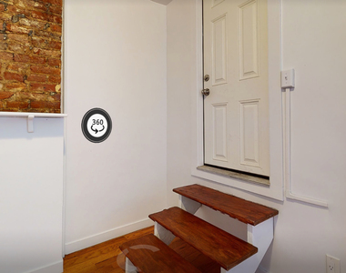east 7 st  - Photo Thumbnail 2