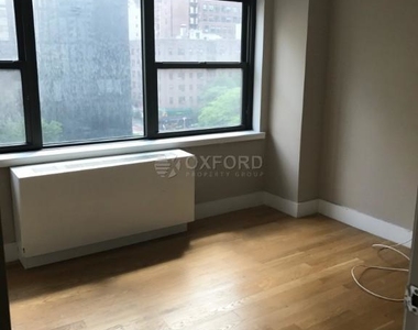 301 East 47th Street - Photo Thumbnail 8