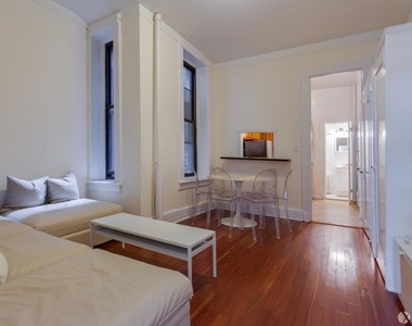 414 East 89th Street - Photo Thumbnail 3