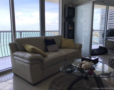 1750 N Bayshore Dr Apt 2701 - Photo Thumbnail 4