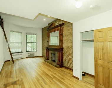 158 WEST 76TH STREET - Photo Thumbnail 0