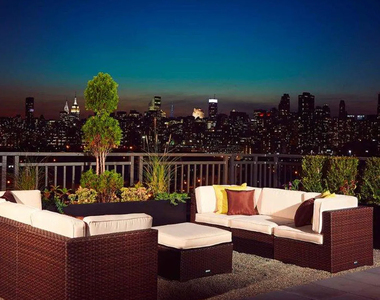 12-15 Broadway - Photo Thumbnail 7