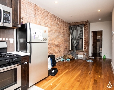 637 Sterling Pl - Unit: 2L - Photo Thumbnail 10