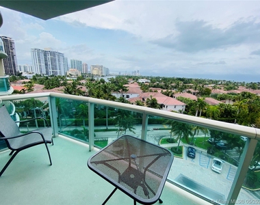 19380 Collins Ave - Photo Thumbnail 20