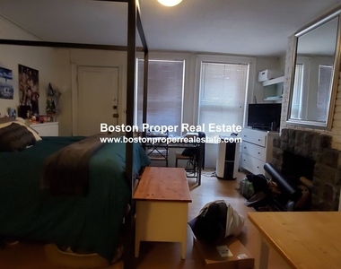 323 Beacon St. - Photo Thumbnail 4