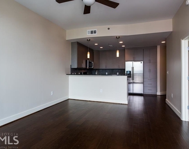 1080 Peachtree St # 1116 - Photo Thumbnail 10