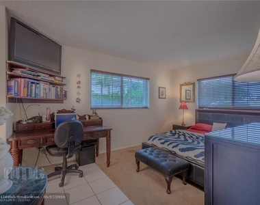 4630 Poinciana St - Photo Thumbnail 8