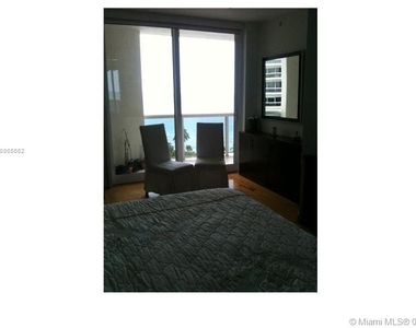 9595 Collins Ave - Photo Thumbnail 3