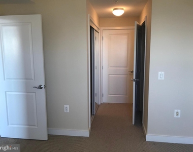 888 N Quincy St #1706 - Photo Thumbnail 34