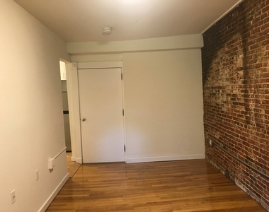 63 Hancock St. - Photo Thumbnail 10