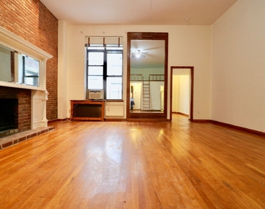 36 West 73rd Street - Photo Thumbnail 1