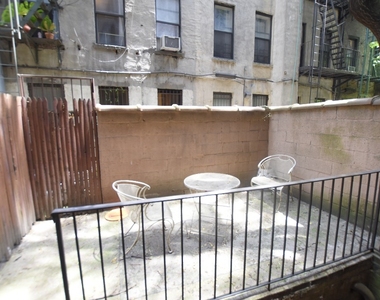 No fee - Private Back yard - W/D in unit - Duplex - 1.5 bath - Photo Thumbnail 0