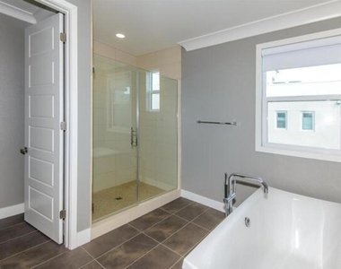 12491 Osprey Ln - Photo Thumbnail 16