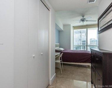 475 Brickell Ave - Photo Thumbnail 31