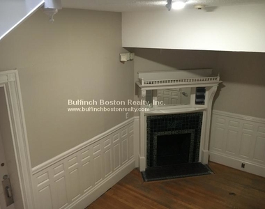 291 Newbury St. - Photo Thumbnail 7