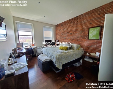 460 Harrison Ave. - Photo Thumbnail 0