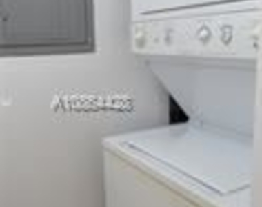 2640 S University Dr Apt 116 - Photo Thumbnail 7