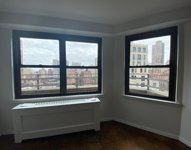 240 E 82 St - Unit 21C - Photo Thumbnail 7