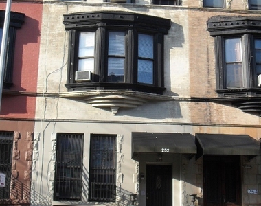 252 West 136 Street - Photo Thumbnail 3