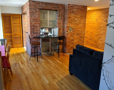 95 Gainsborough St. - Photo Thumbnail 5