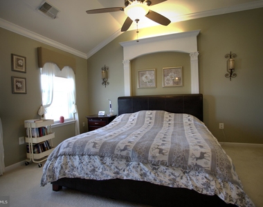 4852 Cavallo Way - Photo Thumbnail 14