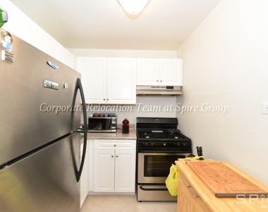 30-60 Crescent Street - Photo Thumbnail 4