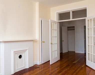 61 Morgan Ave - Unit: 2R - Photo Thumbnail 9