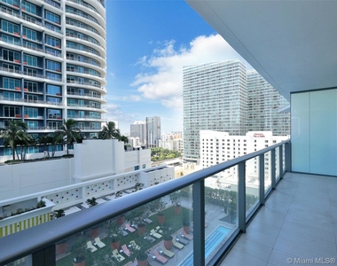 1300 S Miami Ave - Photo Thumbnail 11