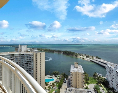 2475 Brickell Ave - Photo Thumbnail 26