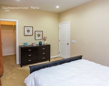 75 Gardenstone Path - Photo Thumbnail 9