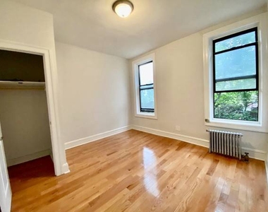 395 Saint Johns Pl - Photo Thumbnail 2