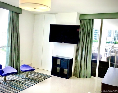 901 Brickell Key Blvd - Photo Thumbnail 7