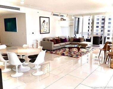 901 Brickell Key Blvd - Photo Thumbnail 3