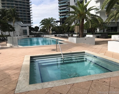 1060 Brickell Ave - Photo Thumbnail 30