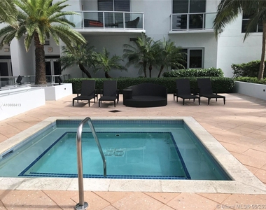 1060 Brickell Ave - Photo Thumbnail 29