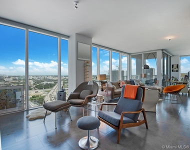 1040 Biscayne Blvd - Photo Thumbnail 1