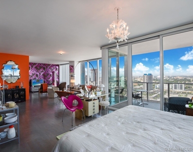 1040 Biscayne Blvd - Photo Thumbnail 10