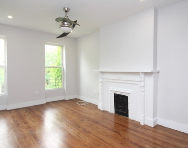 135 Decatur St - Unit: 2R - Photo Thumbnail 1