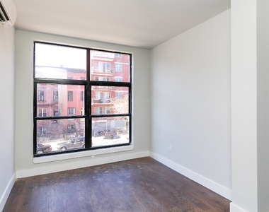 489 Washington Ave - Unit: 2A - Photo Thumbnail 5