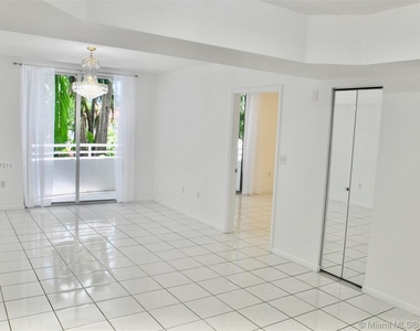 9156 Collins Ave - Photo Thumbnail 19