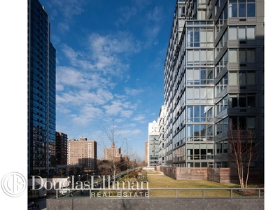 775 Columbus Avenue - Photo Thumbnail 0