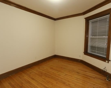 5938 Broadway - Photo Thumbnail 14