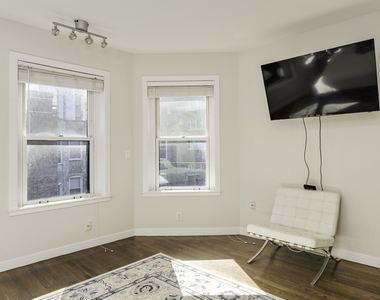 252 Newbury St. - Photo Thumbnail 21