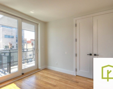 852 Metropolitan Ave - Photo Thumbnail 1