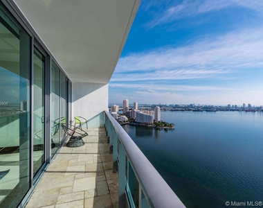 1331 Brickell Bay Dr - Photo Thumbnail 2